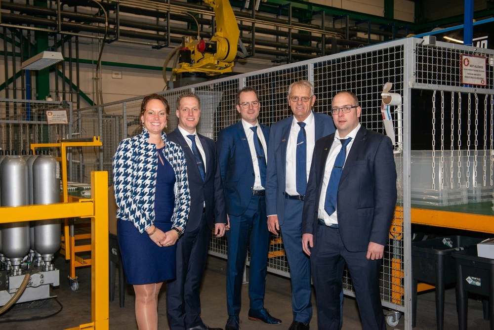 x1000w-Auction - A1-43992 Lolaar Spuitgiettechniek 2026.webp